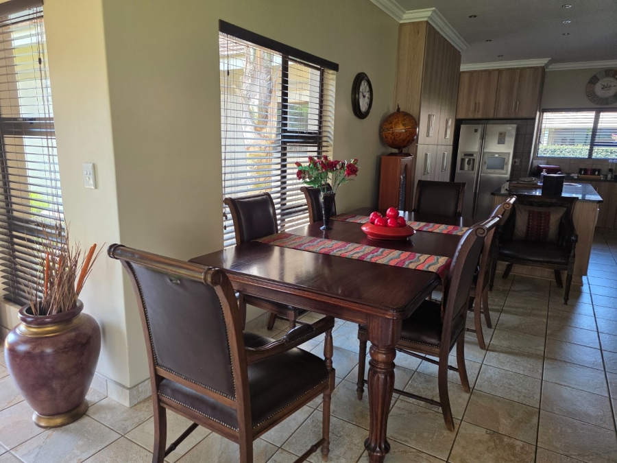 To Let 3 Bedroom Property for Rent in Wilkoppies North West